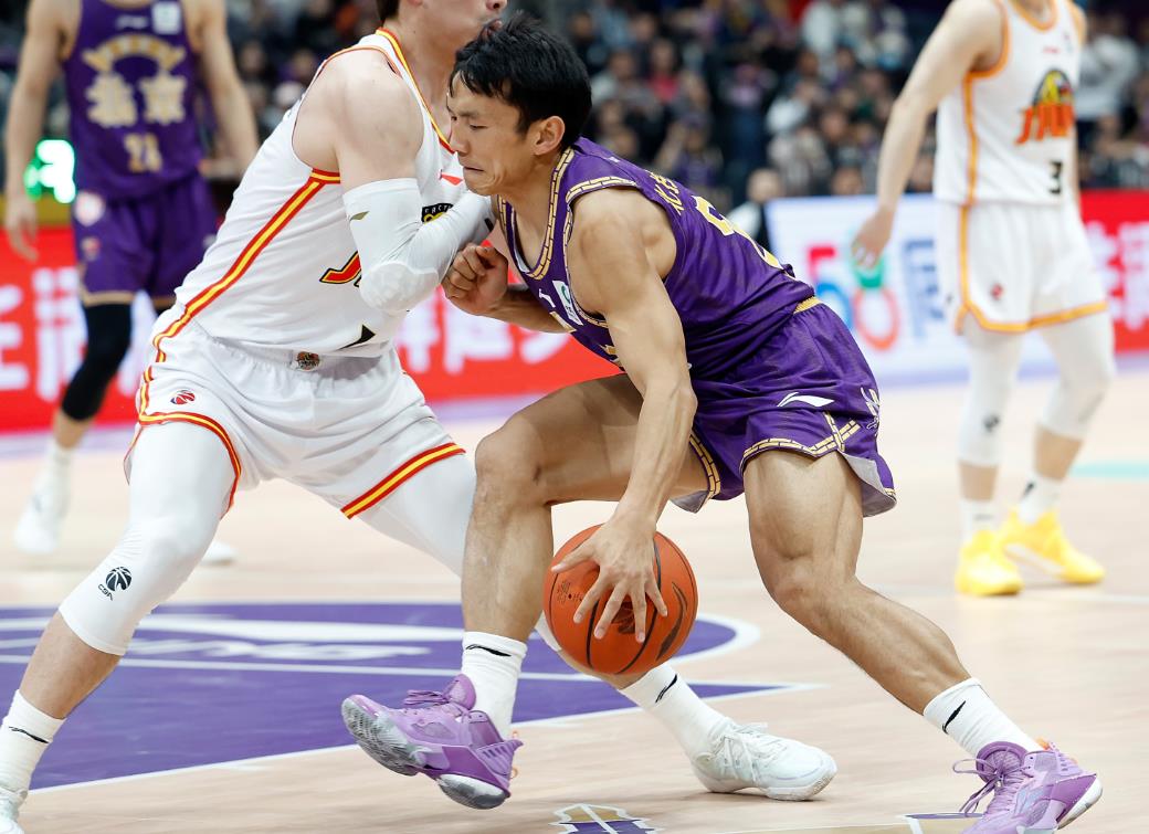 CBA常规赛倒计时，底特律活塞冲刺阶段刷新队史纪录，细节引发关注，话题不断，赛程密集仍需轮换的简单介绍